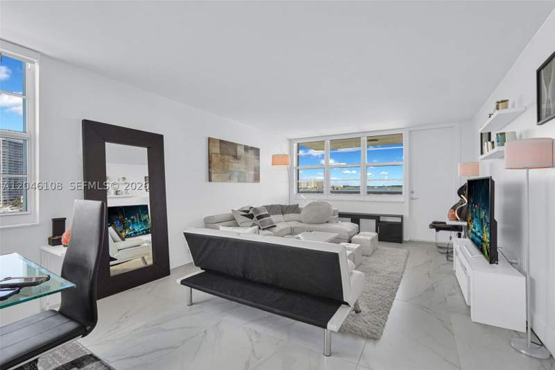 2 bedroom Condominium at 2016 Bay Dr 808, Villa Bay Vista Condo, Miami Beach — photo 5