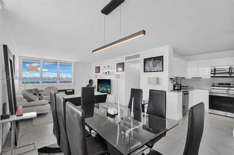 2016 Bay Dr 808, Miami Beach FL - photo 6 of 32