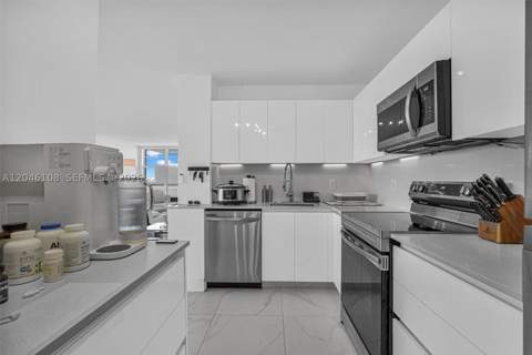 2016 Bay Dr 808, Miami Beach FL - photo 7 of 32