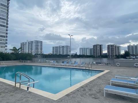 18061 Biscayne Blvd Ph02, Aventura FL - photo 21 of 30