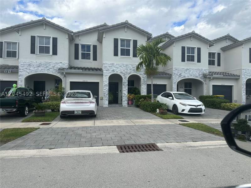 3 bedroom Townhouse at 2615 SE 12th St, Keys Gate Residential, Homestead — photo 2
