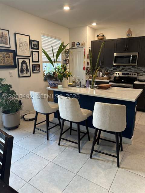 2615 SE 12th St, Homestead FL - photo 9 of 35