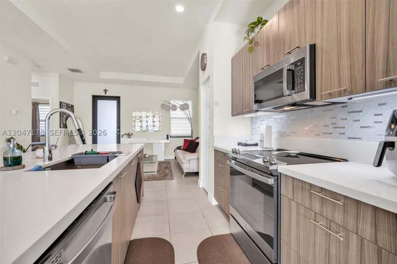 2 bedroom Condominium at 8045 NW 104th Ave 32, Grand Bay South Villas, Doral — photo 5