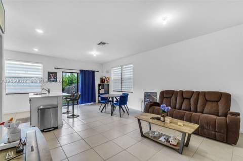 25500 SW 108th Ave, Homestead FL - photo 6 of 32