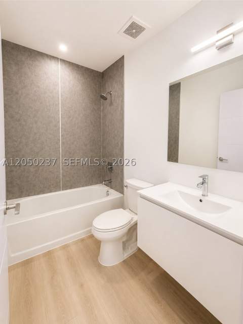 552 NW 7th St 6, Florida City FL - photo 18 of 24