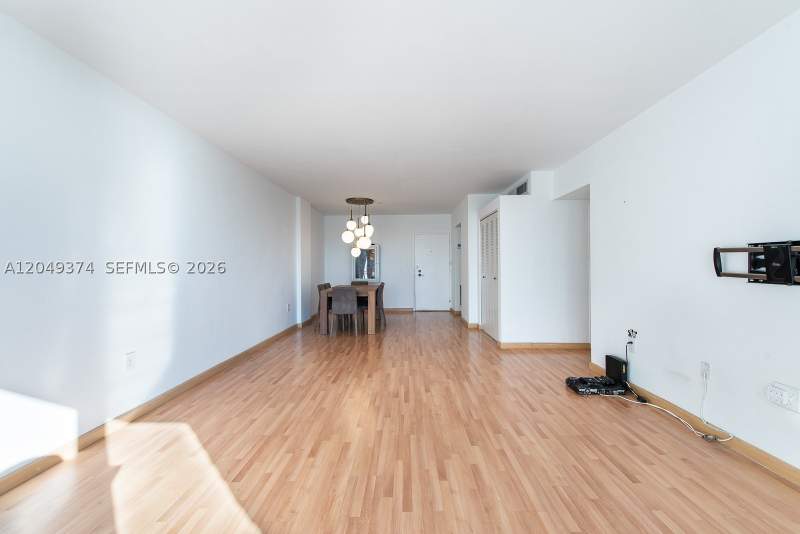 1 bedroom Condominium at 800 West Ave 631, South Bay Club Condo, Miami Beach — photo 5
