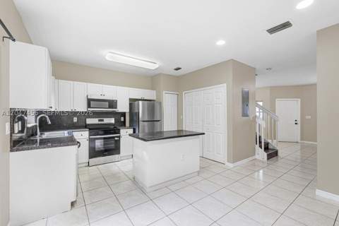 2943 SE 15th Ter, Homestead FL - photo 12 of 27