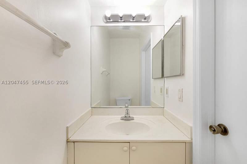 2 bedroom Townhouse at 2943 SE 15th Ter, Venetia Grove, Homestead — photo 5