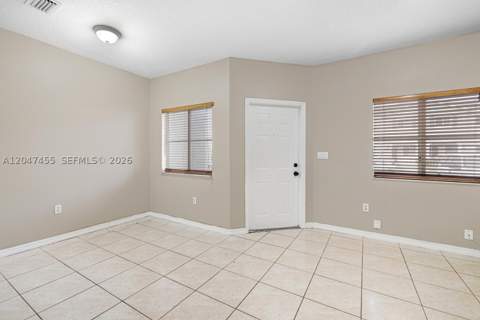 2943 SE 15th Ter, Homestead FL - photo 7 of 27