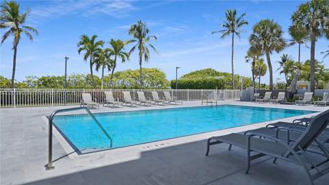 4301 Collins Ave 403, Miami Beach FL - photo 12 of 16