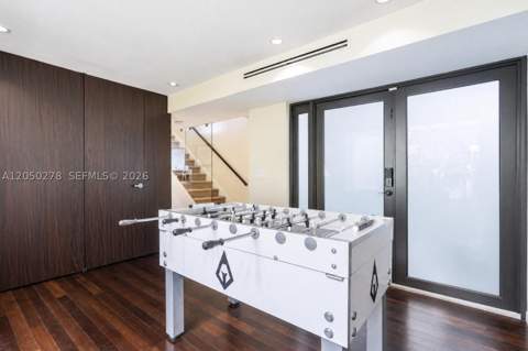 1548 Biarritz Dr, Miami Beach FL - photo 6 of 38