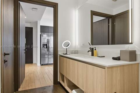 398 NE 5th St 4719, Miami FL - photo 17 of 35