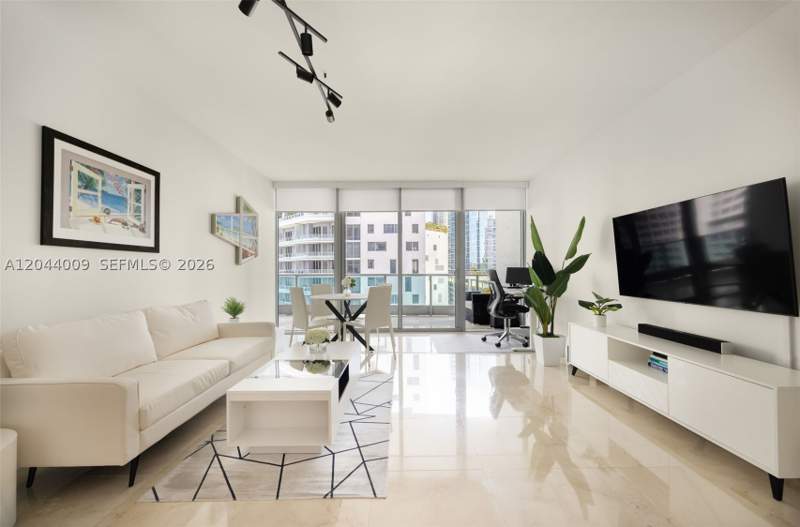 1 bedroom Condominium at 1331 Brickell Bay Dr 904, Jade Residences At Bricke, Miami — photo 3