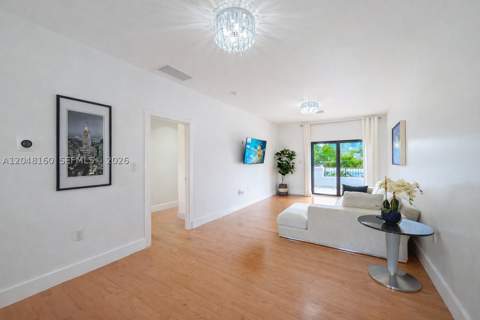 471 SW 30th Rd, Miami FL - photo 20 of 39