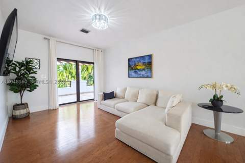 471 SW 30th Rd, Miami FL - photo 21 of 39