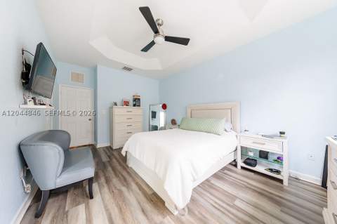 12990 SW 133rd Ter, Miami FL - photo 12 of 30