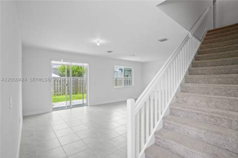 715 SE 15th St ., Homestead FL - photo 15 of 65