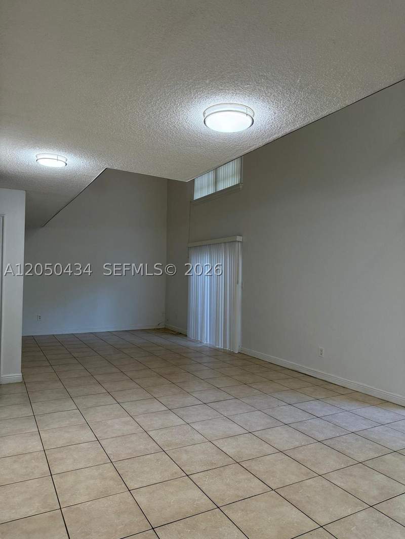 3 bedroom Condominium at 8600 SW 109th Ave 4-112, Courtyards At Kendall Con, Miami — photo 3