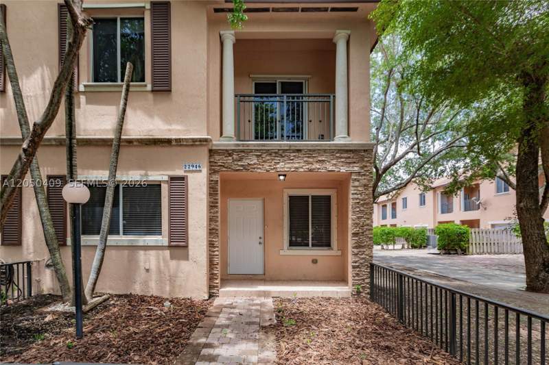 4 bedroom Townhouse at 22946 SW 112th Pl, SILVER PALM HOMES, Miami — photo 1