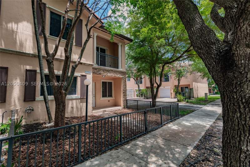 4 bedroom Townhouse at 22946 SW 112th Pl, SILVER PALM HOMES, Miami — photo 3