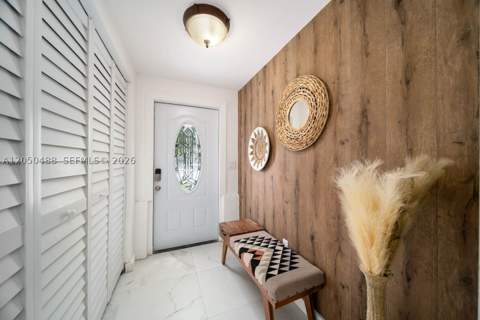 810 NW 21st Ct, Miami FL - photo 10 of 21