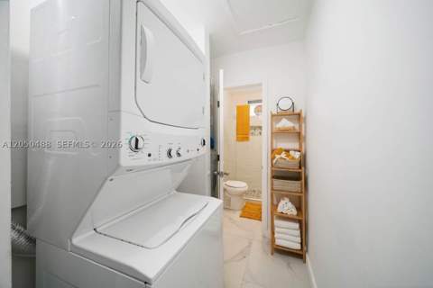 810 NW 21st Ct, Miami FL - photo 12 of 21