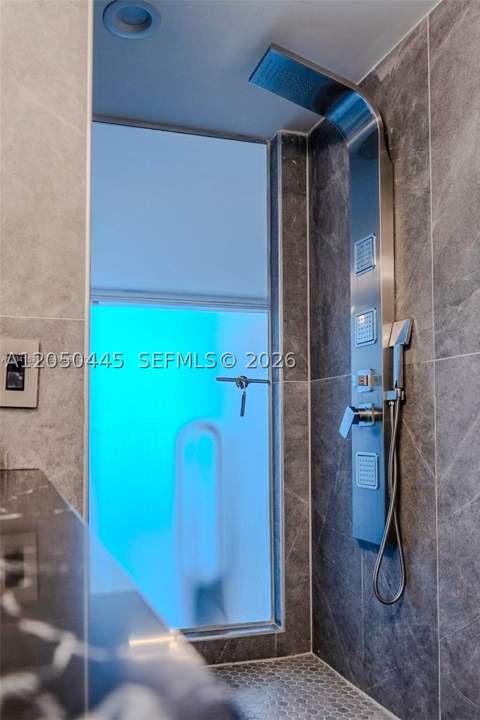 90 SW 3rd St 3703, Miami FL - photo 9 of 34
