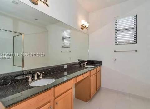 965 NE 193rd Ter, Miami FL - photo 21 of 37