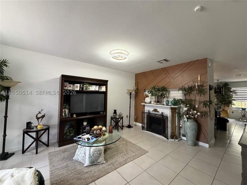 3 bedroom Townhouse at 28710 SW 133 Rd Ct, Pine Isle, Homestead — photo 5