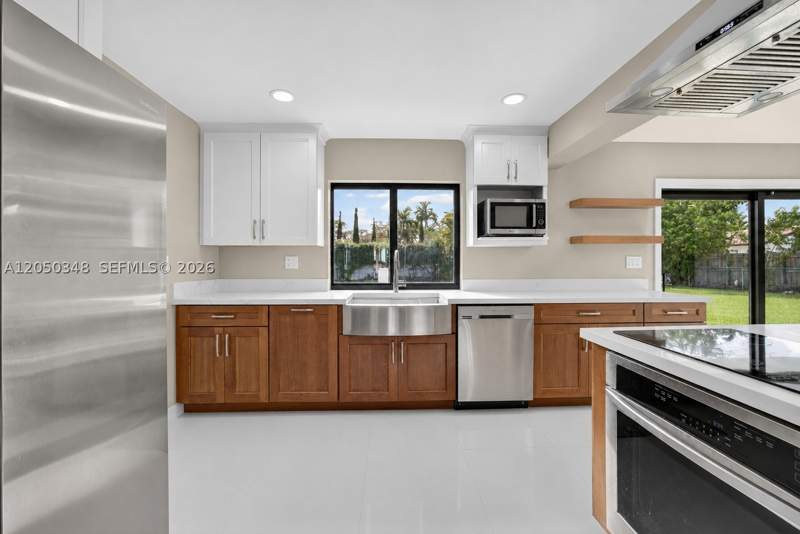 3 bedroom SingleFamilyResidence at 8024 SW 91st Ave, Dwellings Park, Miami — photo 5