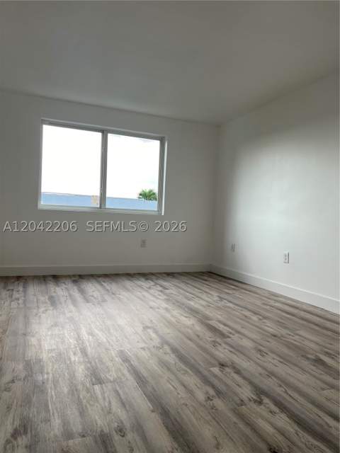 860 NE 78th St 303, Miami FL - photo 21 of 47