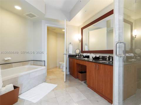 18001 Collins Ave 1814, Sunny Isles Beach FL - photo 22 of 35