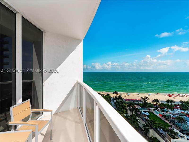 1 bedroom Condominium at 18001 Collins Ave 1814, Trump International Sones, Sunny Isles Beach — photo 3