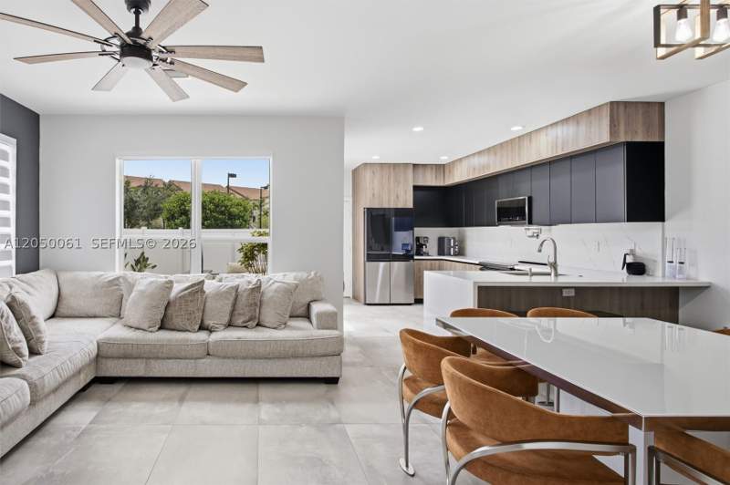 4 bedroom Townhouse at 16930 SW 90th St, Kendall Commons Residenti, Miami — photo 4