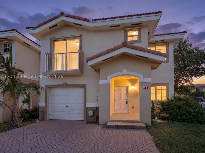 5 bedroom Condominium at 14070 SW 260th St 103, Cedars Woods Homes Condo, Homestead — photo 3