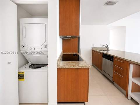 185 SW 7th St 3704, Miami FL - photo 10 of 29