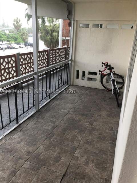 1430 NE 170th St 317, North Miami Beach FL - photo 10 of 15
