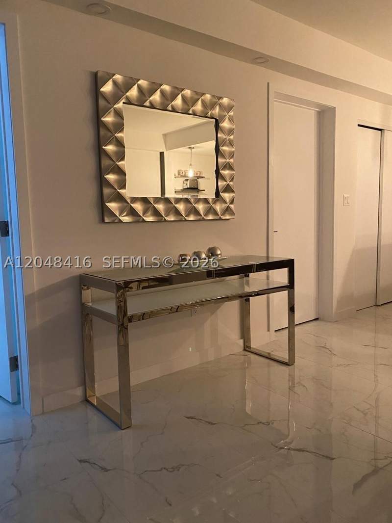 1 bedroom Condominium at 5601 Collins Ave 722, The Pavilion Condo, Miami Beach — photo 3