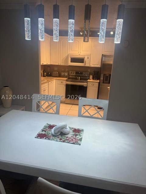 5601 Collins Ave 823, Miami Beach FL - photo 11 of 31