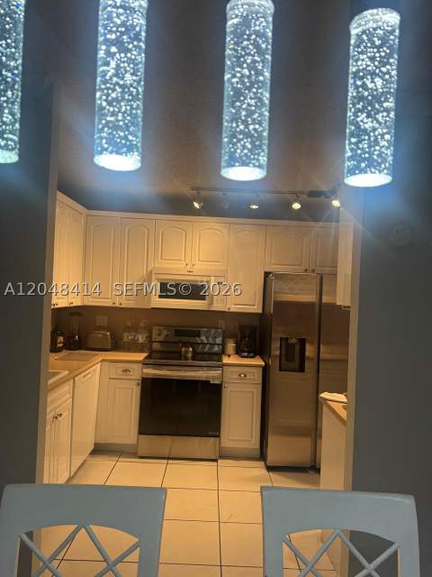 5601 Collins Ave 823, Miami Beach FL - photo 12 of 31