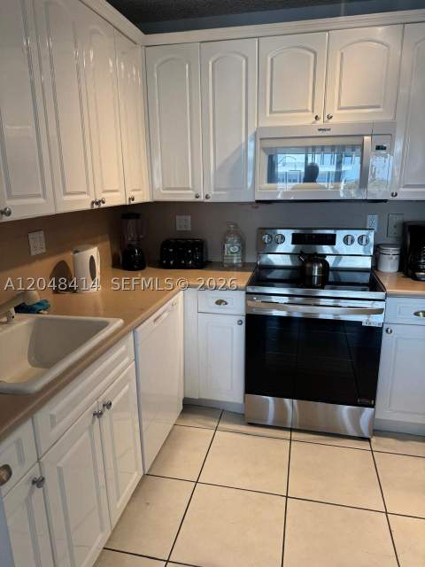 5601 Collins Ave 823, Miami Beach FL - photo 13 of 31