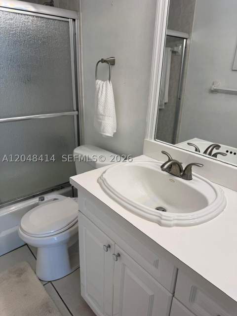 5601 Collins Ave 823, Miami Beach FL - photo 23 of 31