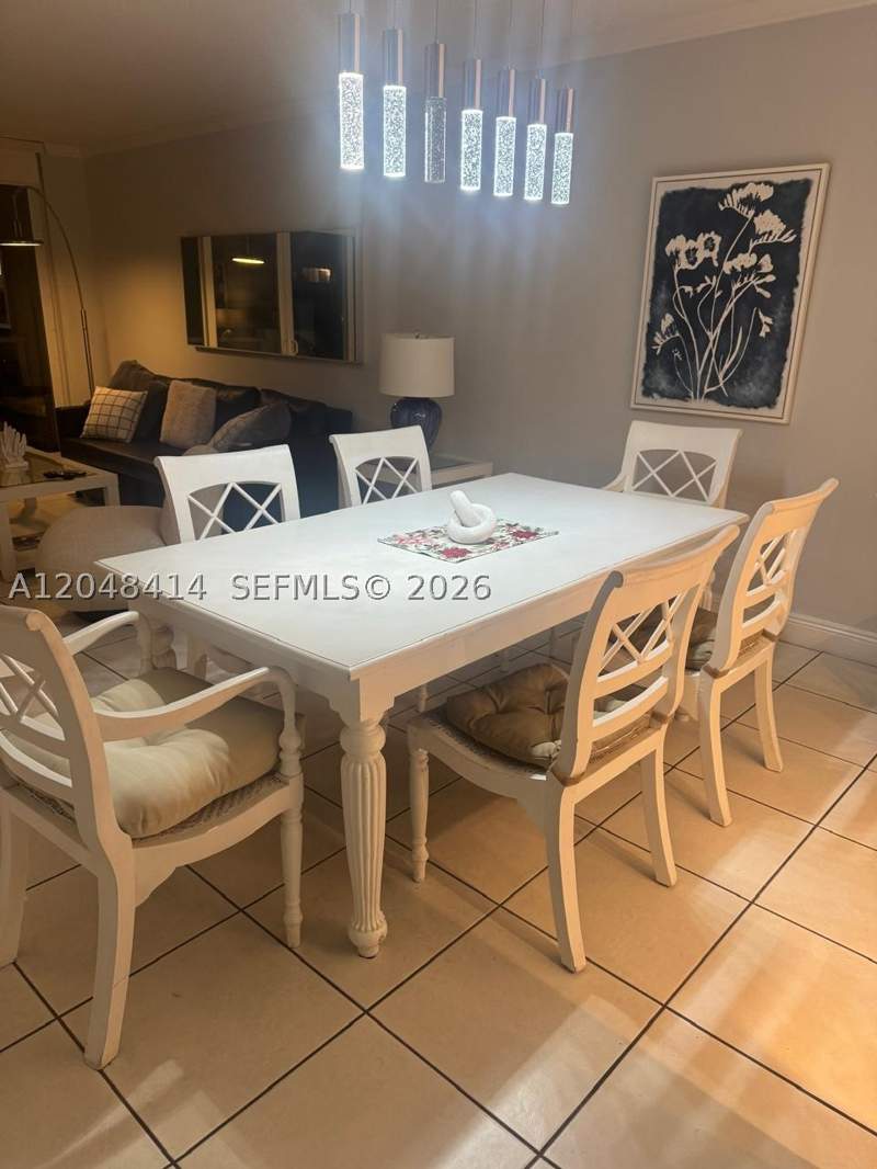 1 bedroom Condominium at 5601 Collins Ave 823, The Pavilion Condo, Miami Beach — photo 4