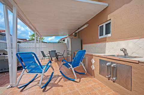 7581 W 29th Way, Hialeah FL - photo 22 of 25