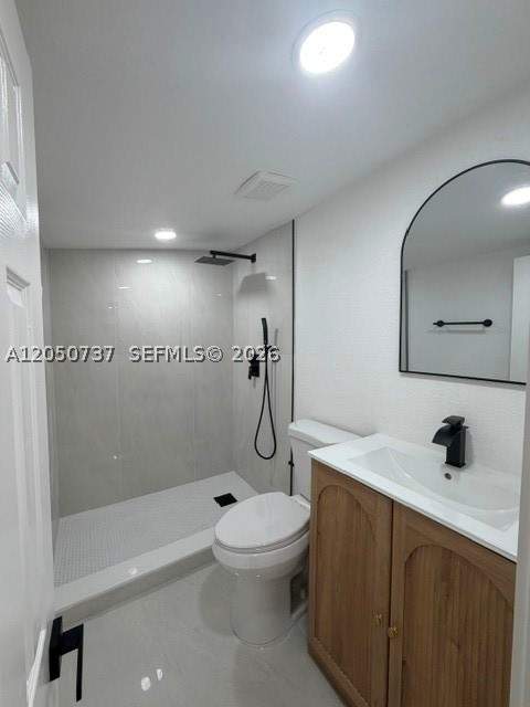 5 bedroom SingleFamilyResidence at 11952 SW 176th Ter, So Miami Heights Manor, Miami — photo 4