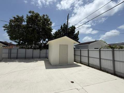 11952 SW 176th Ter, Miami FL - photo 8 of 16