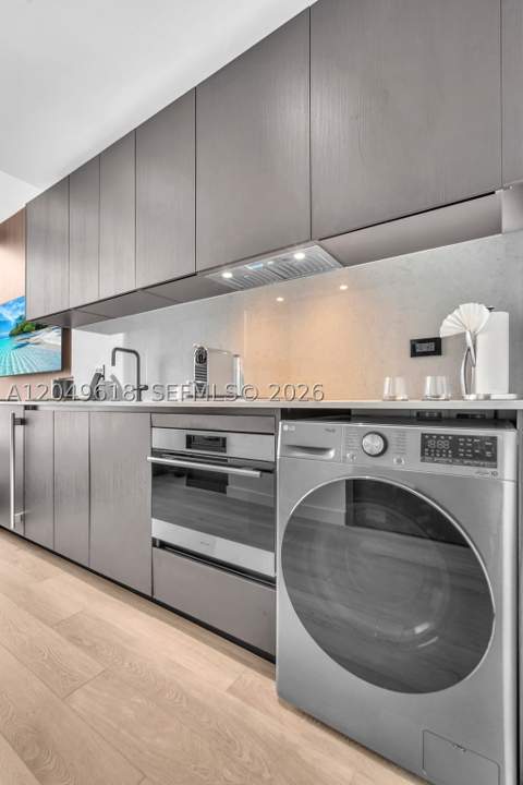 20 NE 11th St 4607A, Miami FL - photo 6 of 26