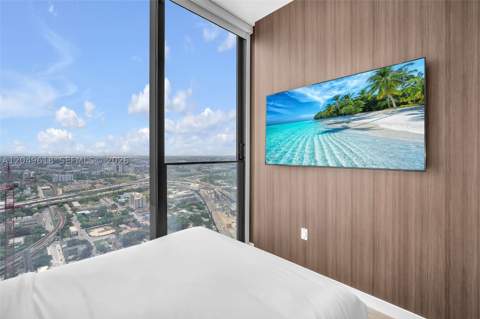 20 NE 11th St 4607A, Miami FL - photo 9 of 26