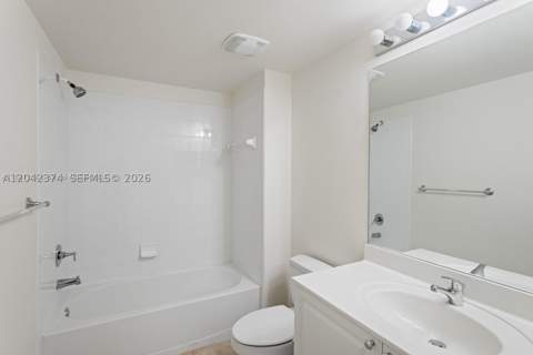 888 S Douglas Rd 1405, Coral Gables FL - photo 13 of 46