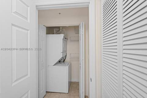 888 S Douglas Rd 1405, Coral Gables FL - photo 23 of 46